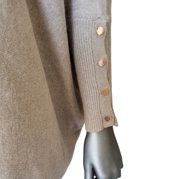 Ted Baker London Tan Oversized Turtleneck - Size Medium - Picture 2 of 6